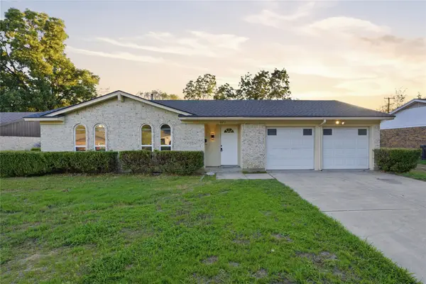 621 NW Barbara Lane, Burleson, TX 76028
