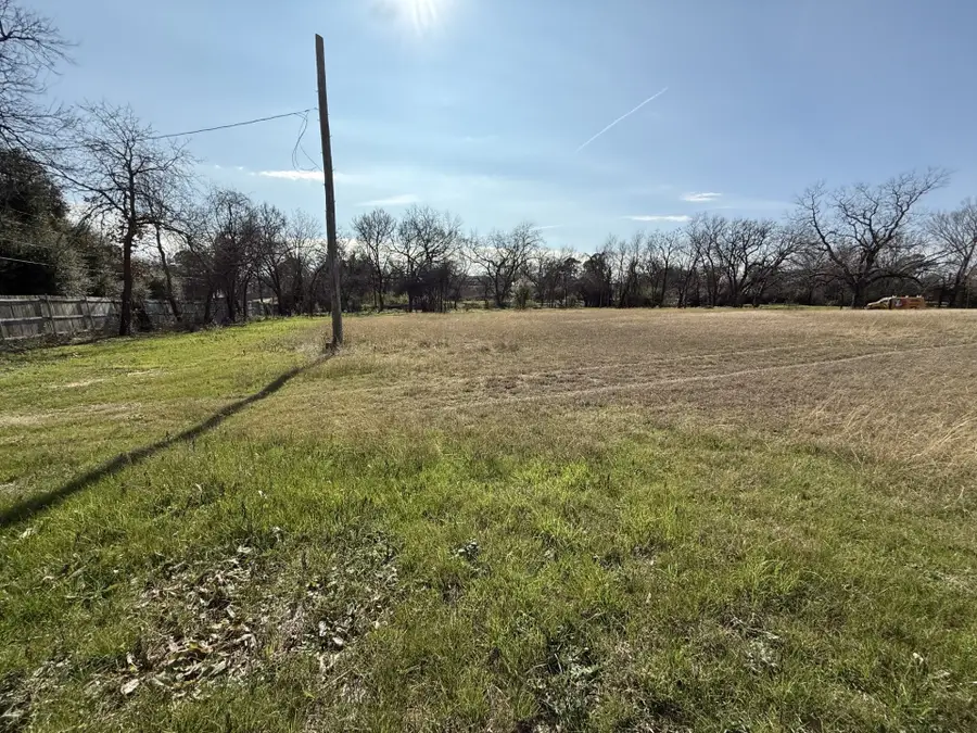 237 S Jim Miller, Dallas, TX 75217 - #3