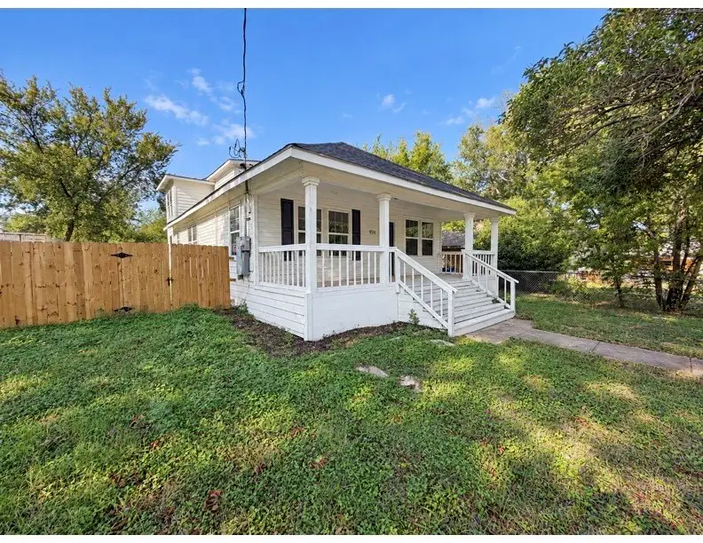 924 N 11th Street, Waco, TX 76707 - #3