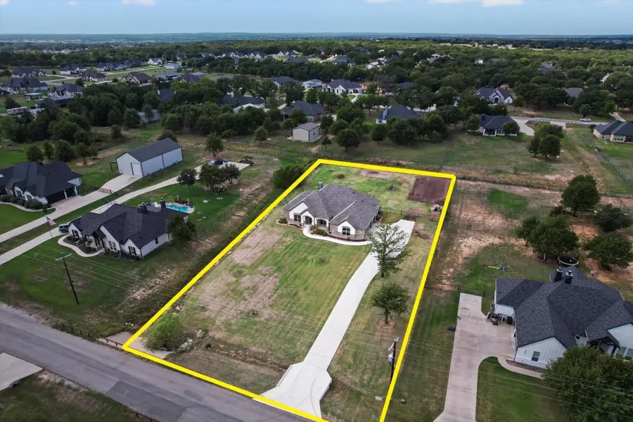 2025 Forest Bluff Trail, Azle, TX 76020 - #2