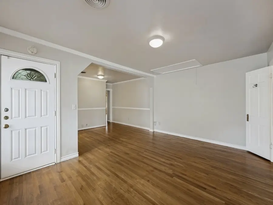 1122 Bonnie Brae Avenue, Fort Worth, TX 76111 - #2