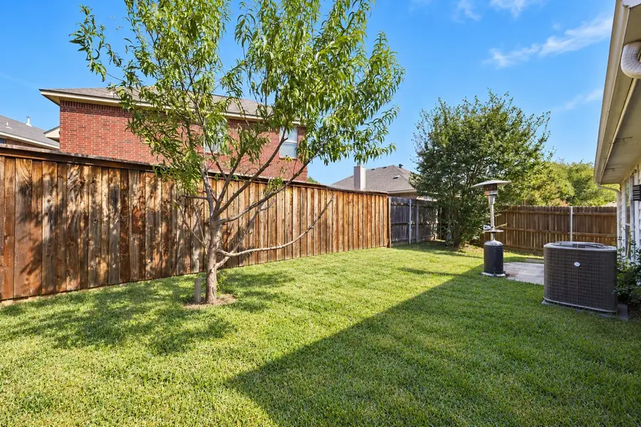 503 Horse Shoe Drive, Euless, TX 76039 - #2