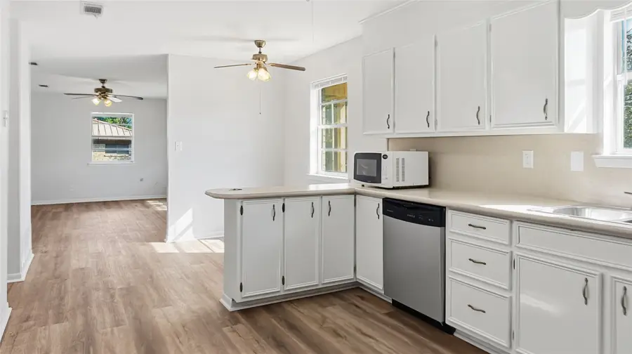 905 W Standifer Street, Hamilton, TX 76531 - #2