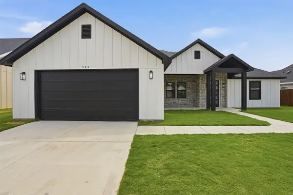 544 Highview Court, Godley, TX 76044