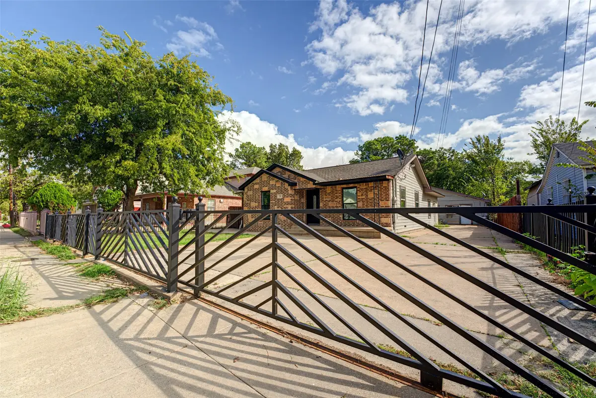 554 Pleasant Vista Drive, Dallas, TX 75217 - #1