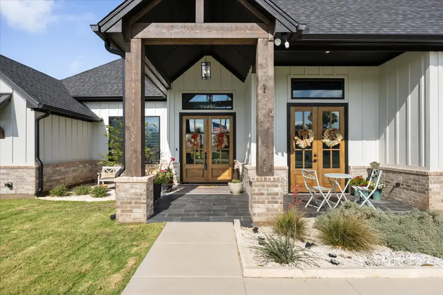 1105 Tremont Lane, Granbury, TX 76049 - #3