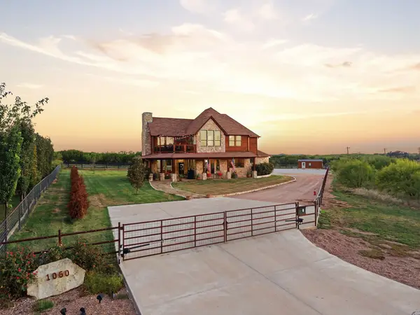 1060 Gordon Mtn Vw Court, Graford, TX 76449
