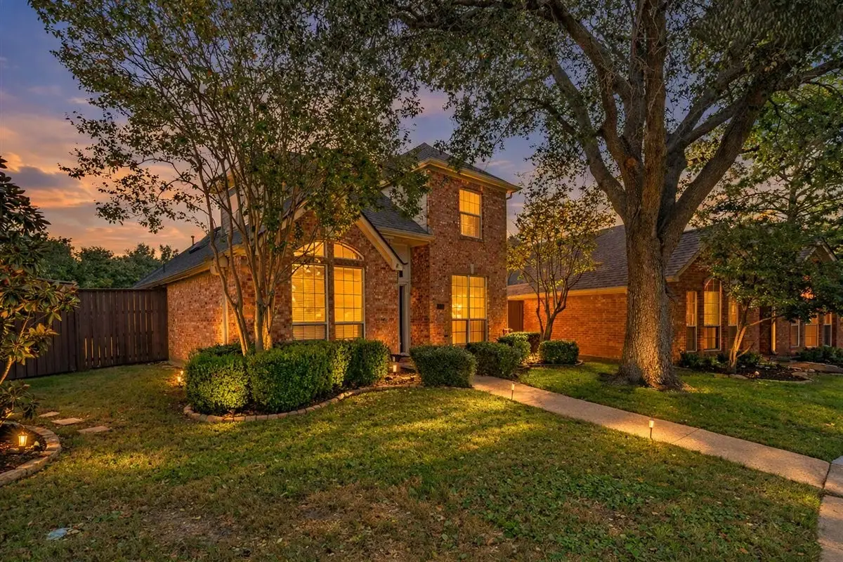 305 Moss Hill Road, Irving, TX 75063 - #1