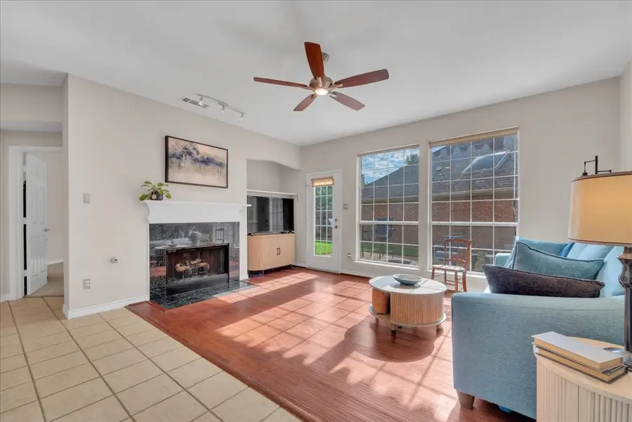 305 Moss Hill Road, Irving, TX 75063 - #2