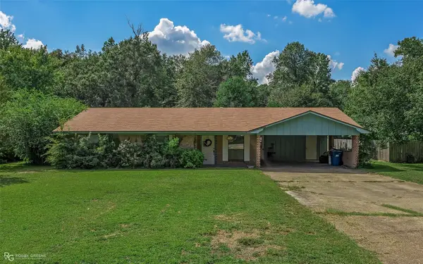 813 S Cypress Street #1/2, Vivian, LA 71082