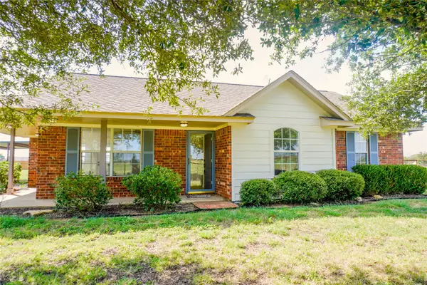 10720 Expedition Drive, Godley, TX 76044