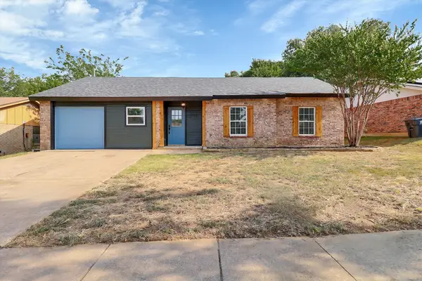 1913 Sandra Kay Lane, Arlington, TX 76015