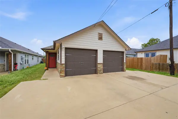 615-617 E Carter Street, Sherman, TX 75090