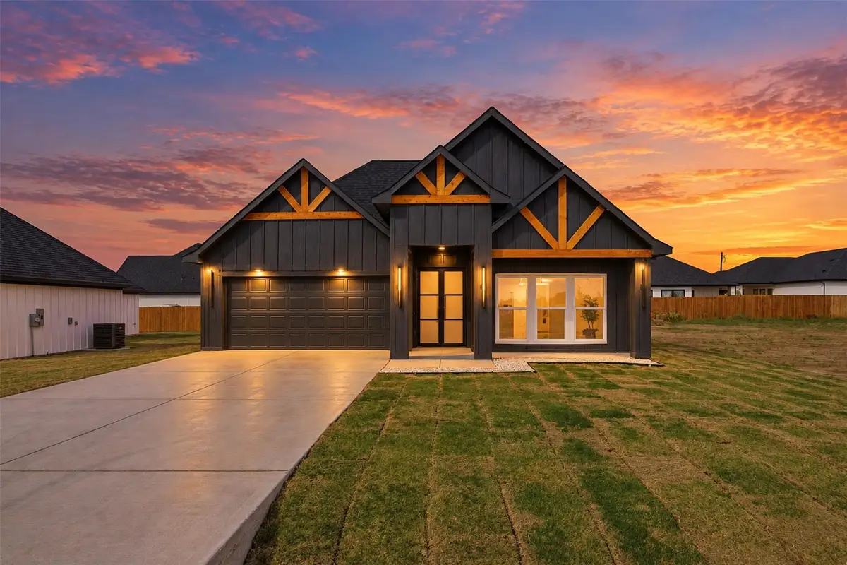 101 Connor Circle, Mabank, TX 75147 - #1