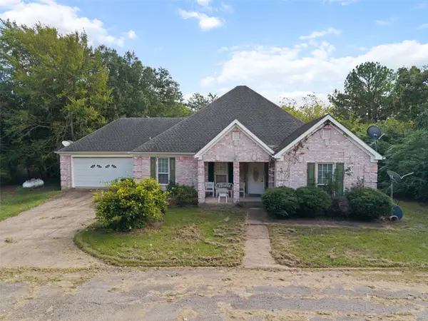 10297 Tealwood Drive, Wills Point, TX 75169