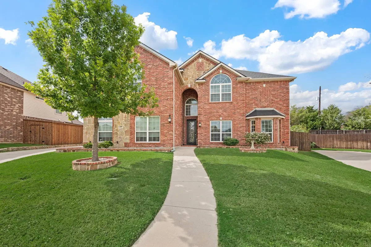 209 Chateau Avenue, Kennedale, TX 76060 - #1