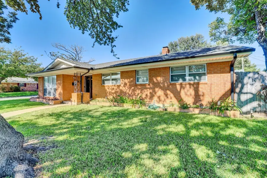 5912 Lubbock Avenue, Fort Worth, TX 76133 - #3