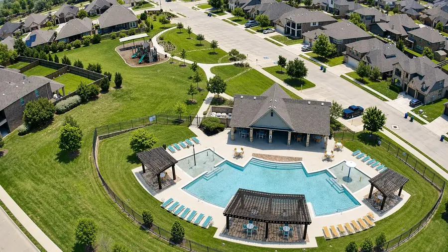 502 Ranchwood Drive, Justin, TX 76247 - #2