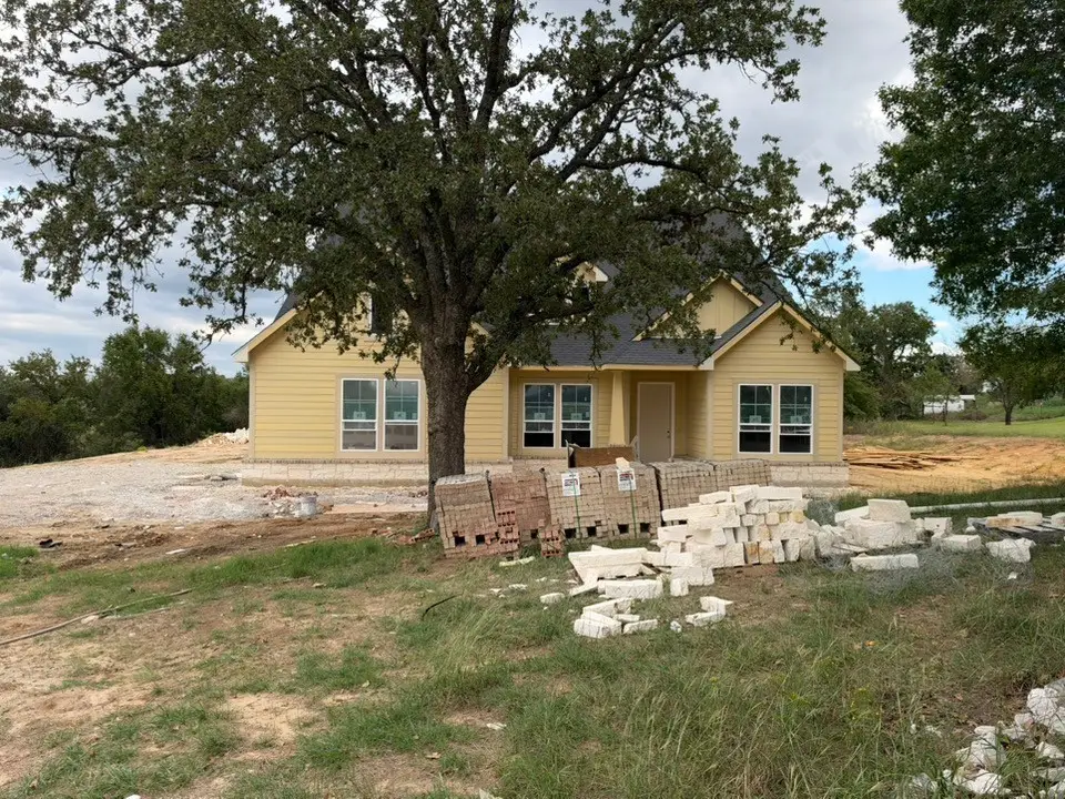 124 Oak Grove Way, Springtown, TX 76082 - #1