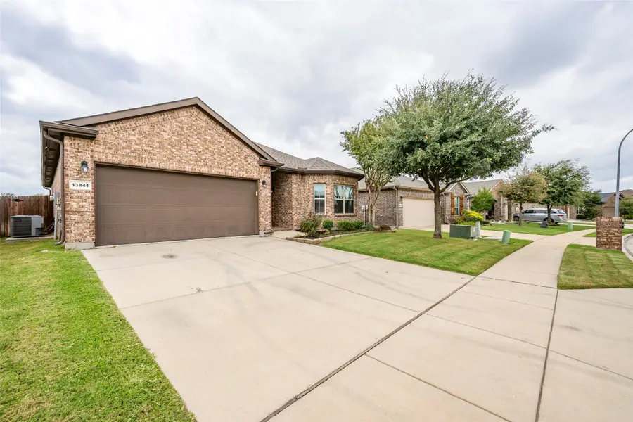 13841 Langston Lake Road, Northeast Tarrant, TX 76262 - #2
