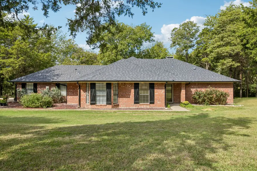 2615 N Lincoln Park Road, Van Alstyne, TX 75495 - #2