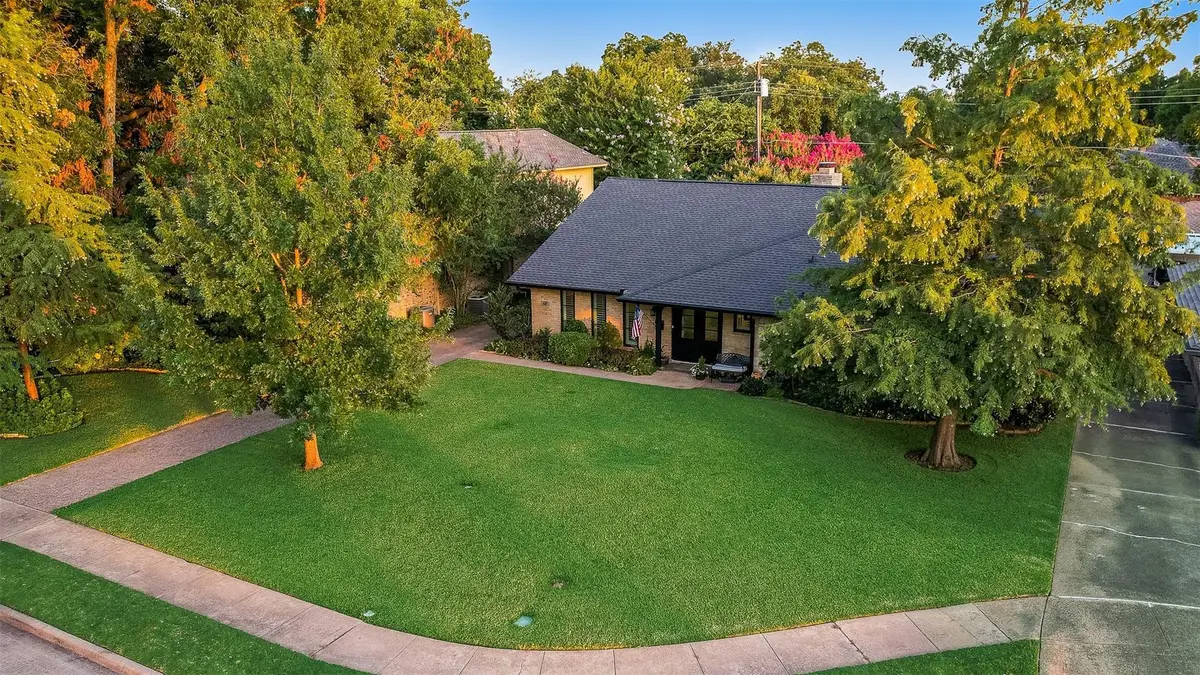 620 Cox Drive, Irving, TX 75062 - #1