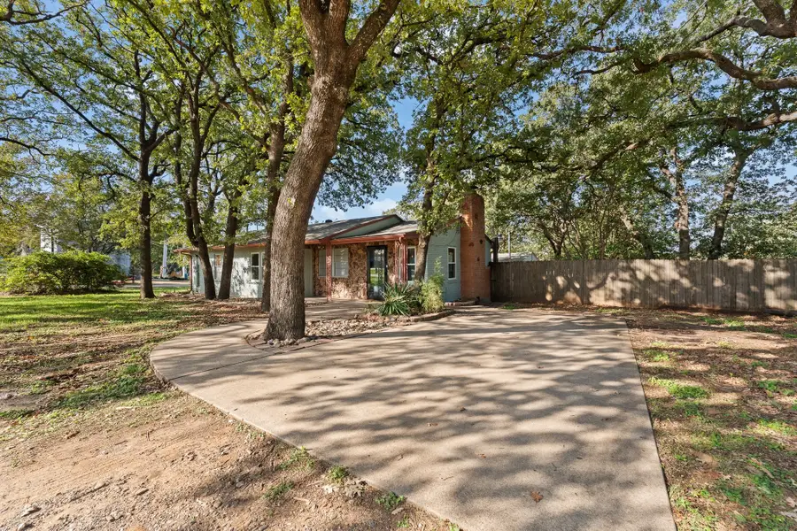 401 Center Lane, Fort Worth, TX 76140 - #3