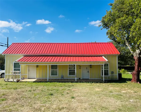 301 N Guadelupe, Whitney, TX 76692