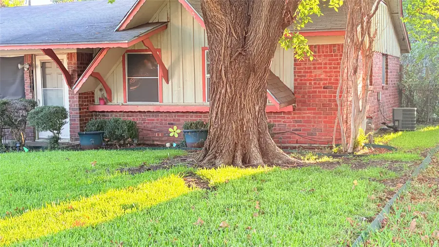 1809 Muse Street, Fort Worth, TX 76112 - #3