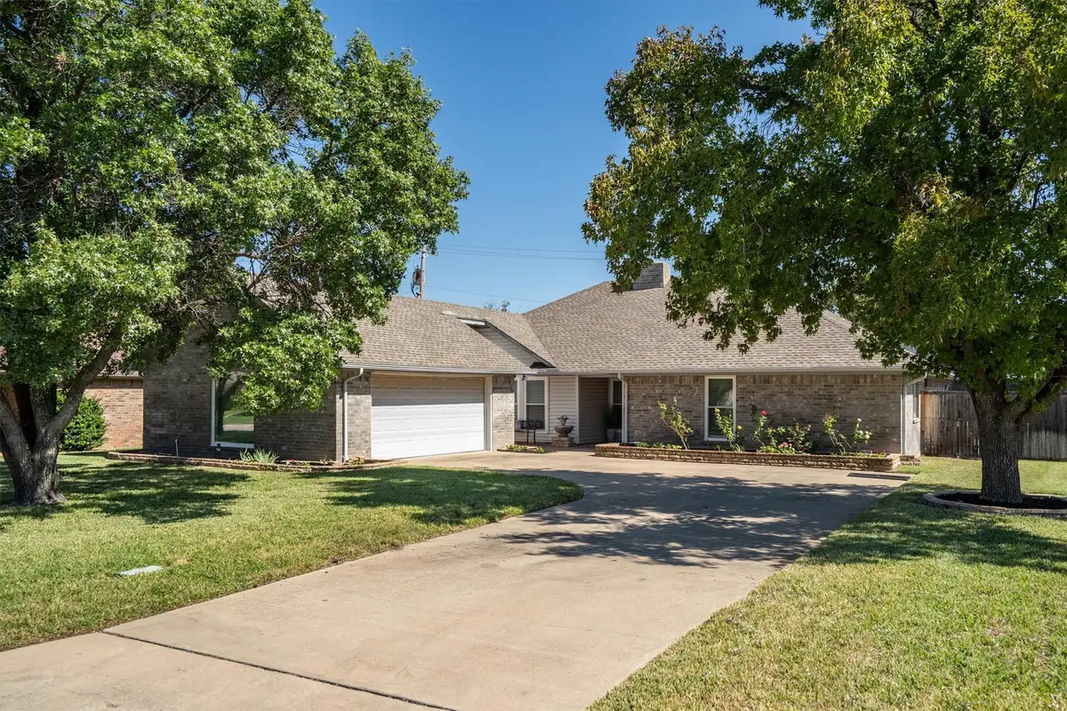 654 Park Lane, Highland Village, TX 75077 - #1