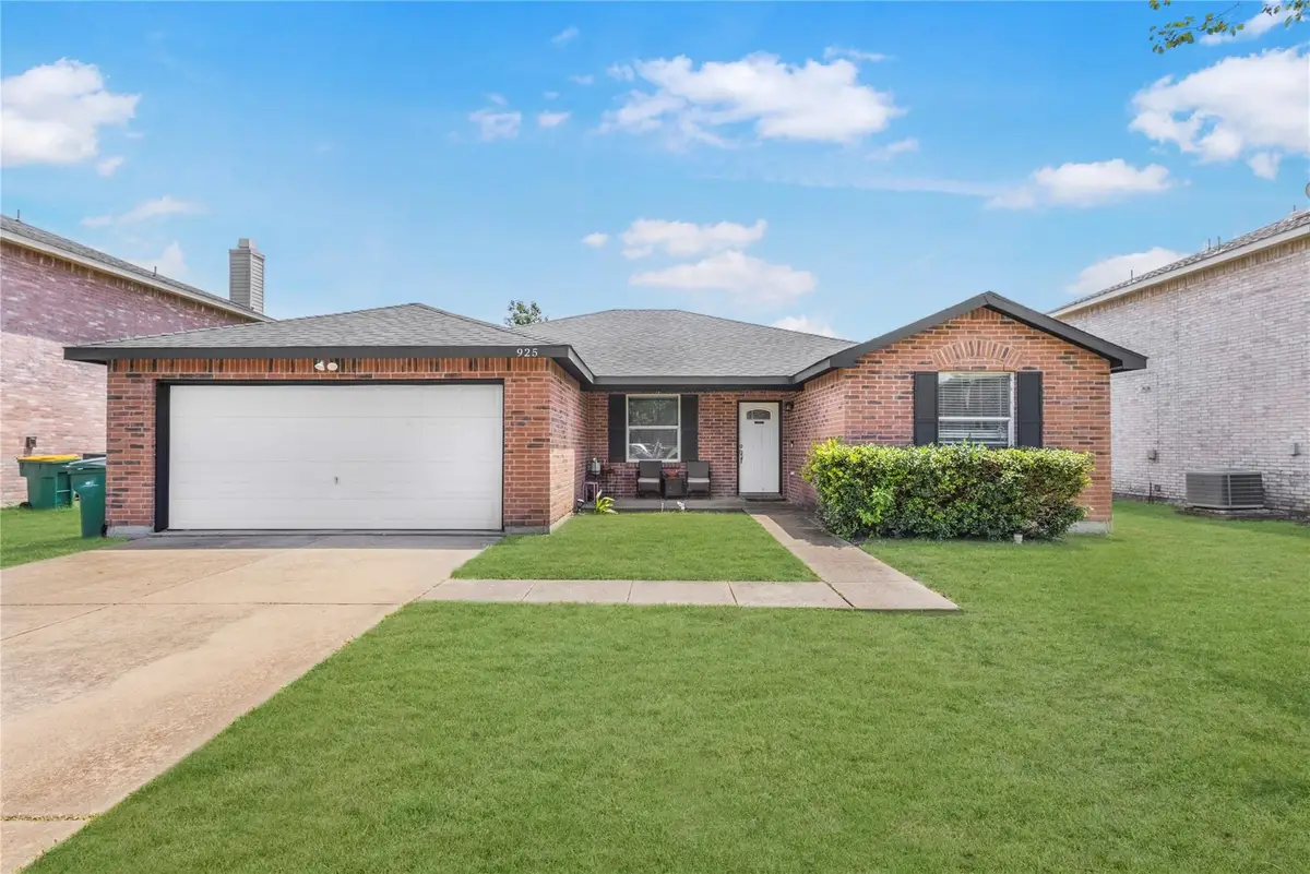 925 Brooks Drive, Cedar Hill, TX 75104 - #1