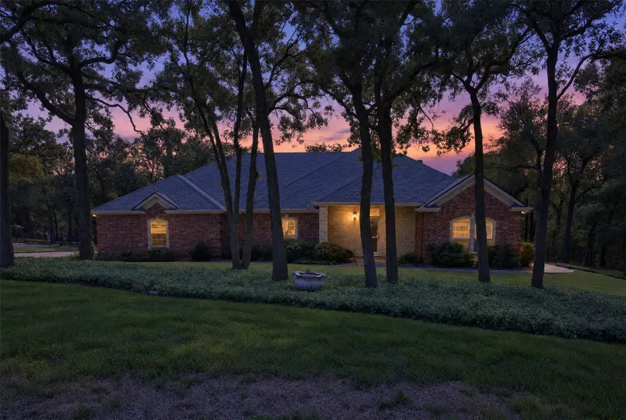 1215 W Buffalo Trail, Joshua, TX 76058 - #2
