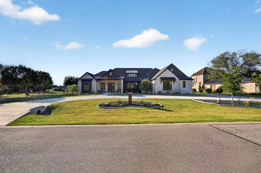 6104 Montrose Street, Cleburne, TX 76033 - #3
