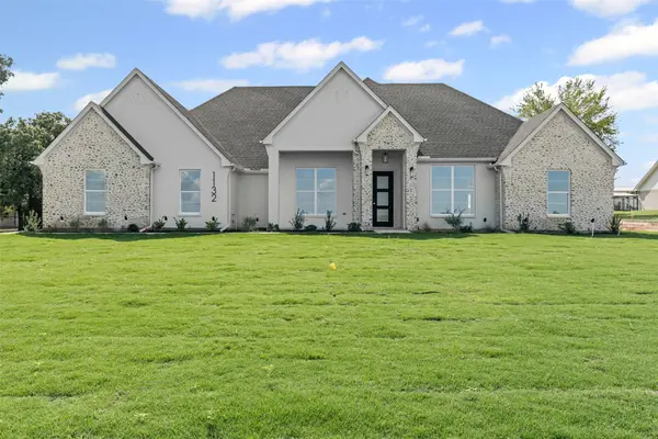 1132 Dobbs Trail, Springtown, TX 76082