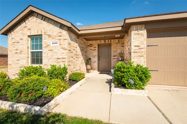 3239 Everly Drive, Fate, TX 75189