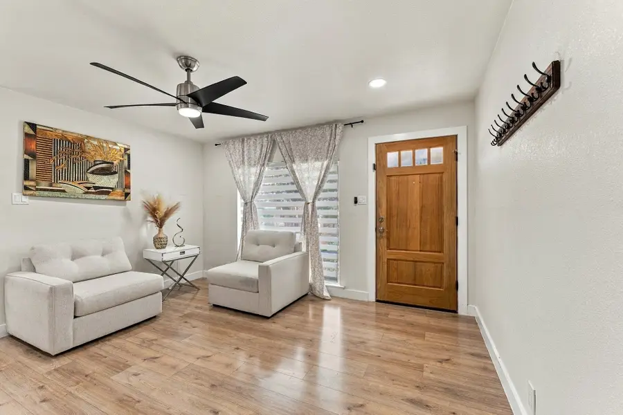 12136 Willowdell Drive, Dallas, TX 75243 - #3