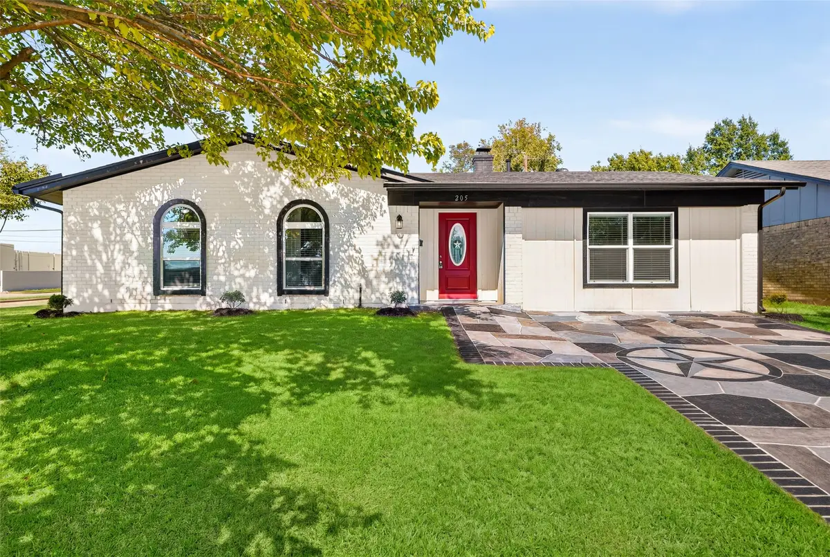 205 E Kearney Street, Mesquite, TX 75149 - #1