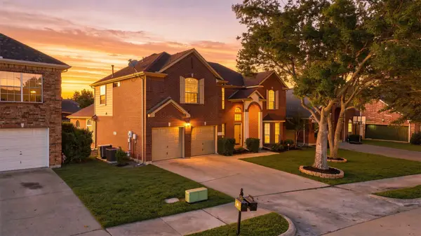 9006 Hogan Drive, Rowlett, TX 75089