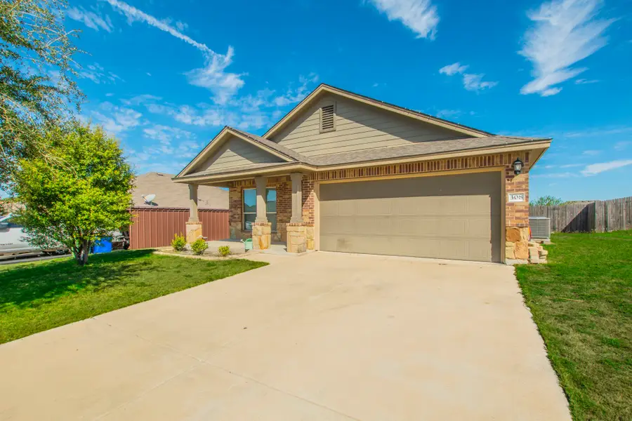 308 Chrislyn Drive, Troy, TX 76579 - #2