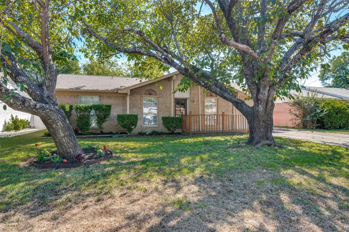 1316 Saturn Drive, Cedar Hill, TX 75104 - #1