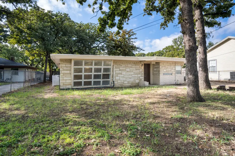 4112 Creech Street, Haltom City, TX 76111 - #3