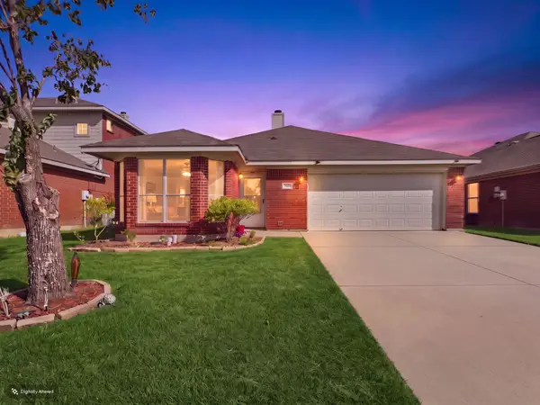 2332 Rushing Springs, Fort Worth, TX 76118