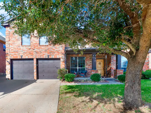 2328 Tawny Owl Road, Grand Prairie, TX 75052