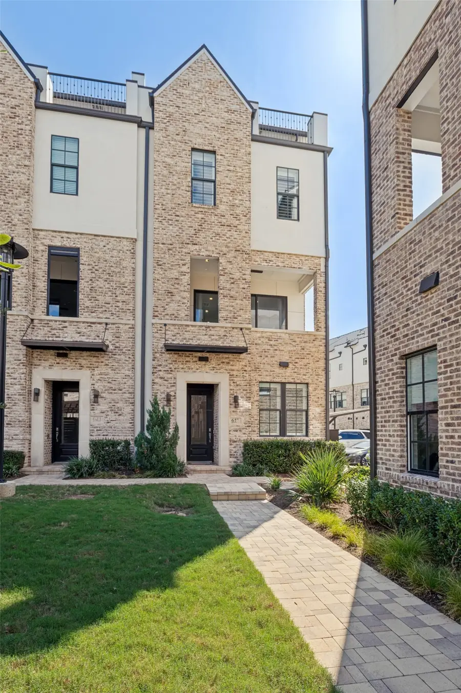 617 Dalton Lane, Irving, TX 75039 - #2