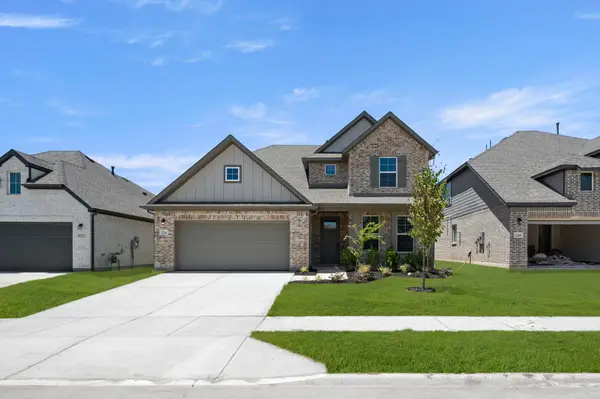 2124 Bloomsbury Lane, Forney, TX 75126