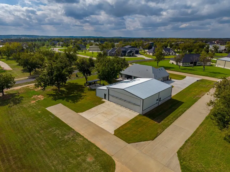 6015 Bonanza Drive #D, Granbury, TX 76049 - #2