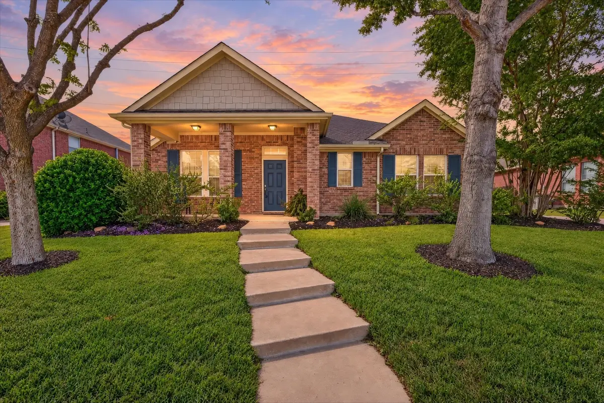 5717 Southern Hills Drive, North Richland Hills, TX 76180 - #1