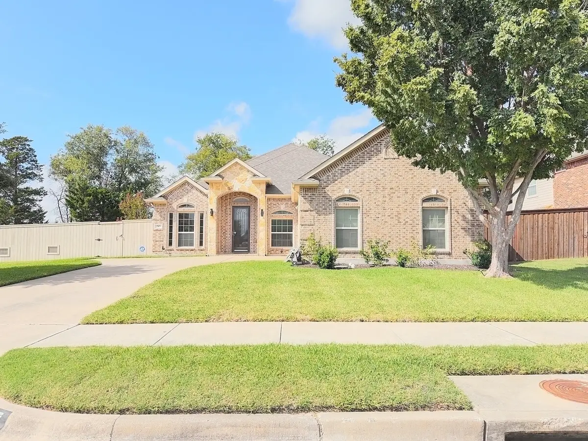 717 Keswick Drive, Desoto, TX 75115 - #1