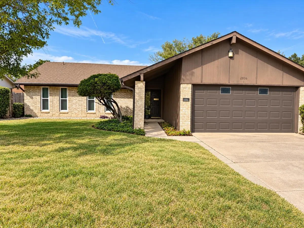 2806 Arcadia Lane, Carrollton, TX 75007 - #1