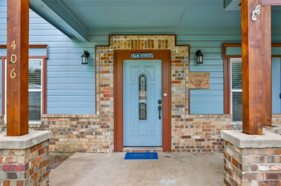 406 W Elm Street, Collinsville, TX 76233 - #3
